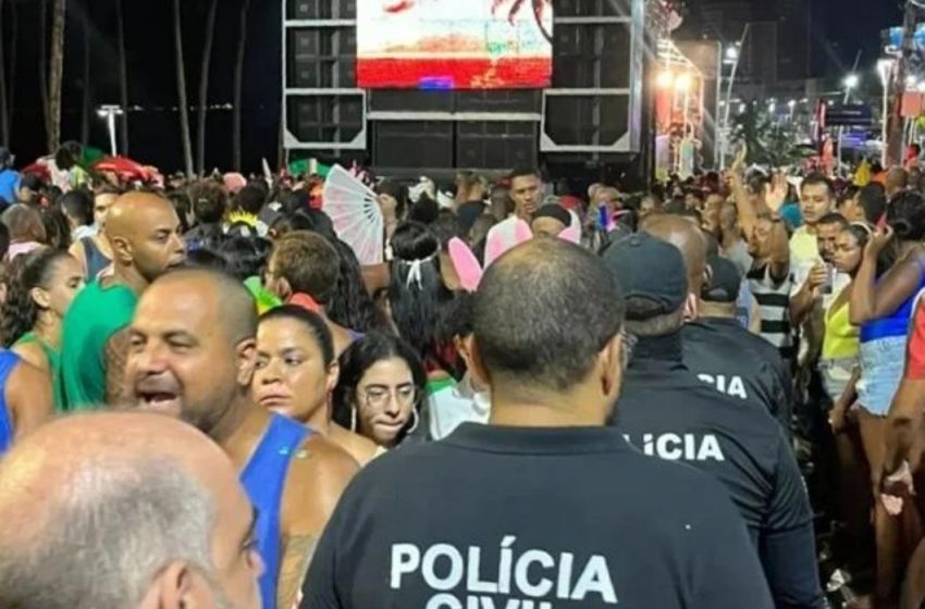  Primeiro dia do Carnaval de Salvador tem queda de registros policiais