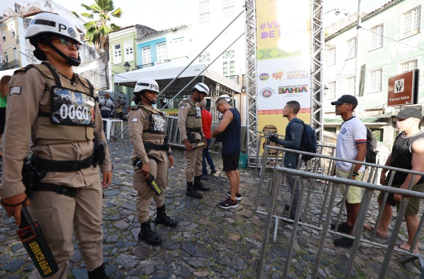  Portais de abordagem da Polícia Militar reforçam segurança no Carnaval de Salvador, em 42 pontos nos três circuitos