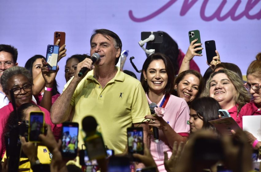  Em Salvador, Bolsonaro exalta feitos enquanto presidente: “Criamos o Pix”