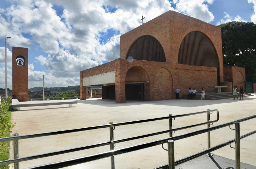  Visitada por três santos católicos, Igreja dos Alagados ganha requalificação do seu entorno para estimular turismo religioso