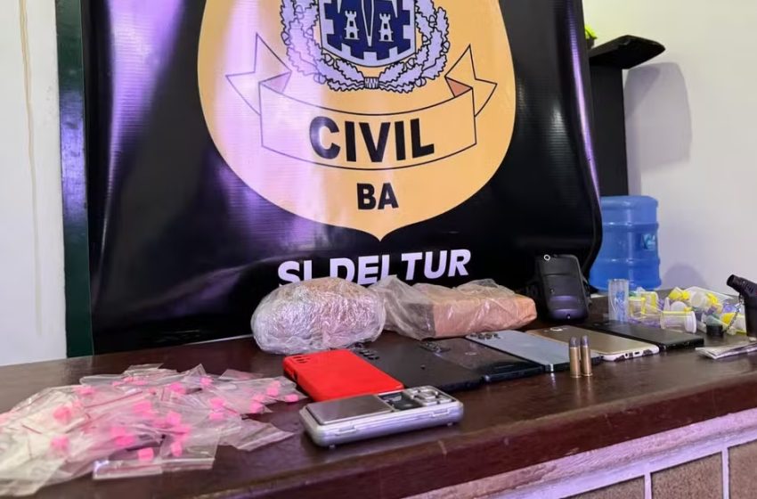  Grupo é preso suspeito de tráfico de drogas e roubos no Centro Histórico de Salvador