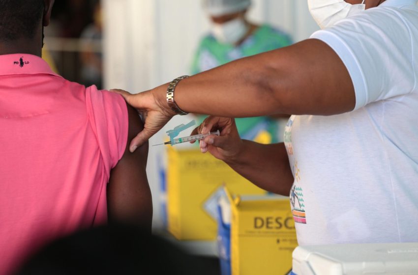  Dia D: vacinação contra gripe acontece na Bahia neste sábado (13)