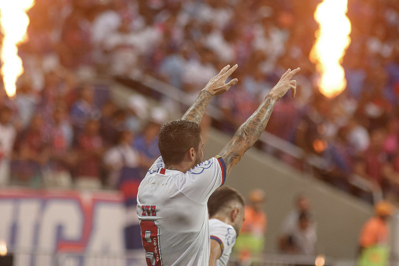  Bahia vence o Grêmio e segue invicto na Fonte Nova na temporada