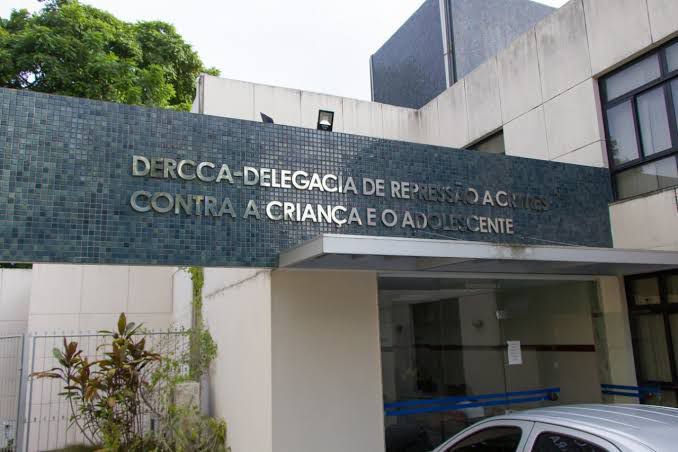  Homem é preso suspeito de estuprar filhas: “eram tratadas como escravas sexuais”, diz delegada