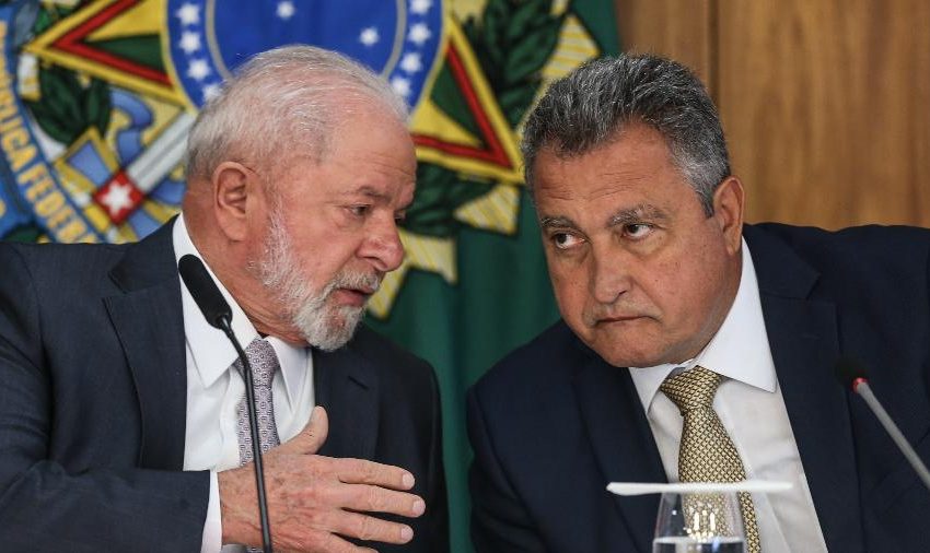  Em meio a denúncias, Lula diz que Rui Costa é “como um primeiro-ministro”