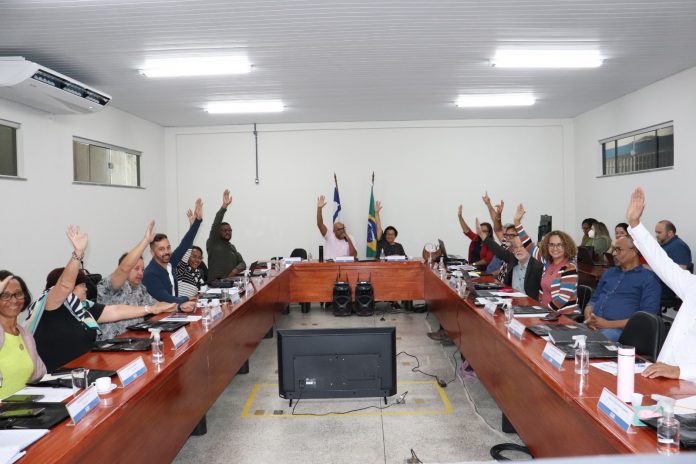  Conselho Estadual de Educação da Bahia aprova normas contra o racismo nas escolas