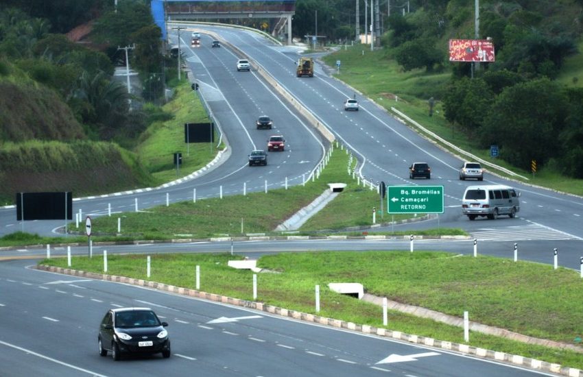  Obra provoca mudança em trecho da Via Parafuso até terça (7)