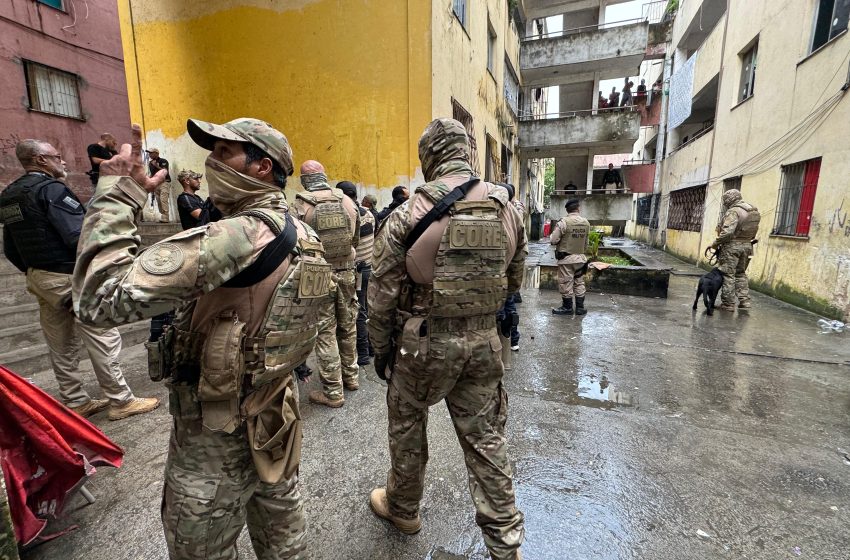  Quatro suspeitos de tráfico são presos em operação no conjunto habitacional Carandiru, no Comércio