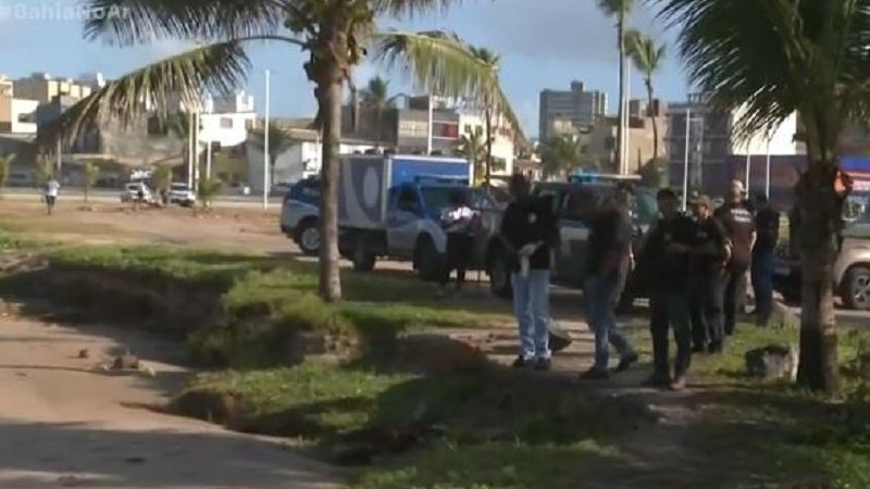  Homem é encontrado morto na praia da Boca do Rio