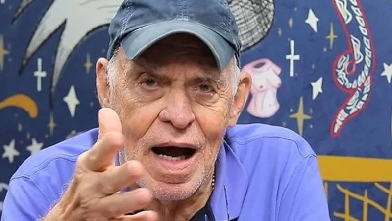 Morre aos 89 anos, o narrador Silvio Luiz em decorrência de problemas renais