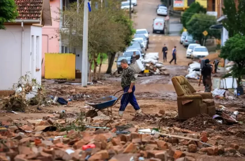  Número de mortes por enchentes no RS aumenta para 176