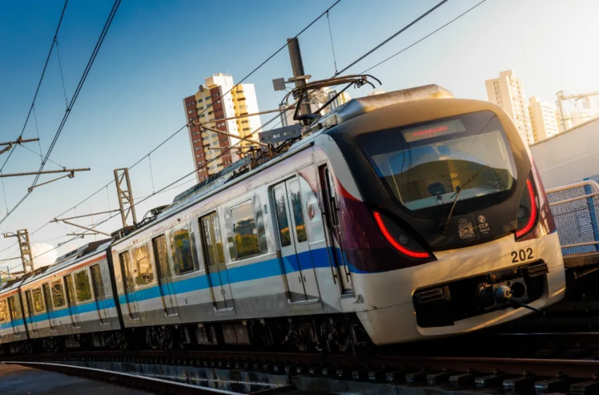  Metrô irá operar de forma ininterrupta de hoje (28) até terça-feira (2)