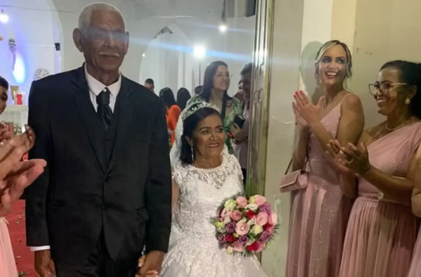  Candeal: Mulher de 78 anos realiza sonho de se casar na igreja