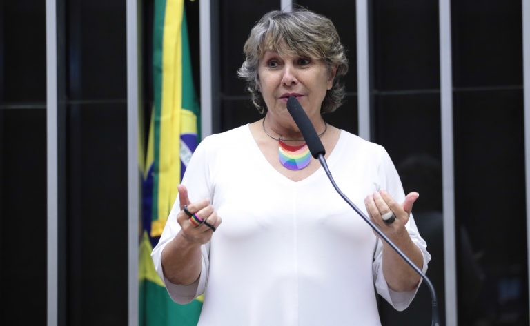  Comissão aprova pena maior para homicídio que envolver discriminação contra população LGBTQIA+