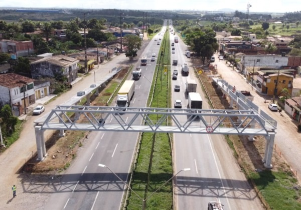  Concretagem de passarela na BR-324 provoca Interdições temporárias nesta quinta-feira (25)