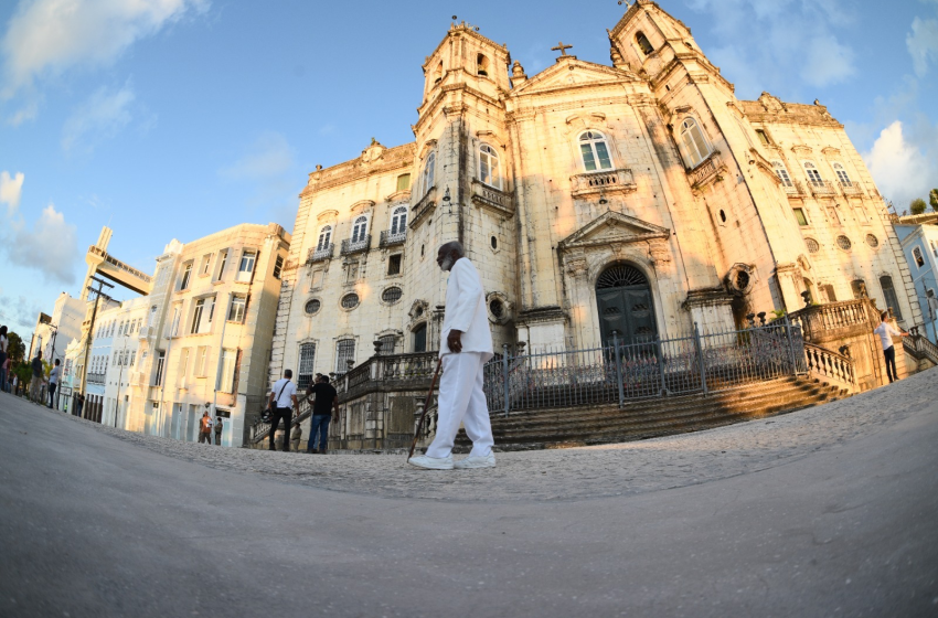  Prefeitura entrega requalificação da Conceição da Praia e inaugura Arena da Capoeira