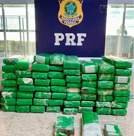  Vitória da Conquista: Passageiro é preso com 40kg de maconha