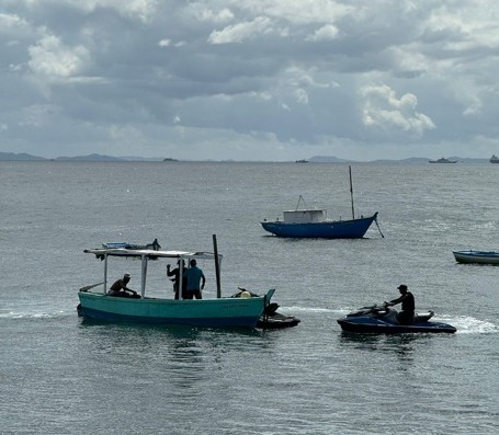  Dois indivíduos são presos por pesca ilegal na praia da Barra