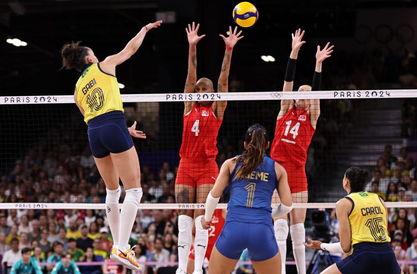  Brasil vence Turquia no vôlei feminino e é bronze nos Jogos Olímpicos