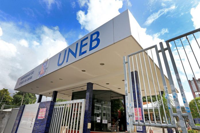  Uneb abre concurso público para 68 vagas de técnicos e analistas universitários