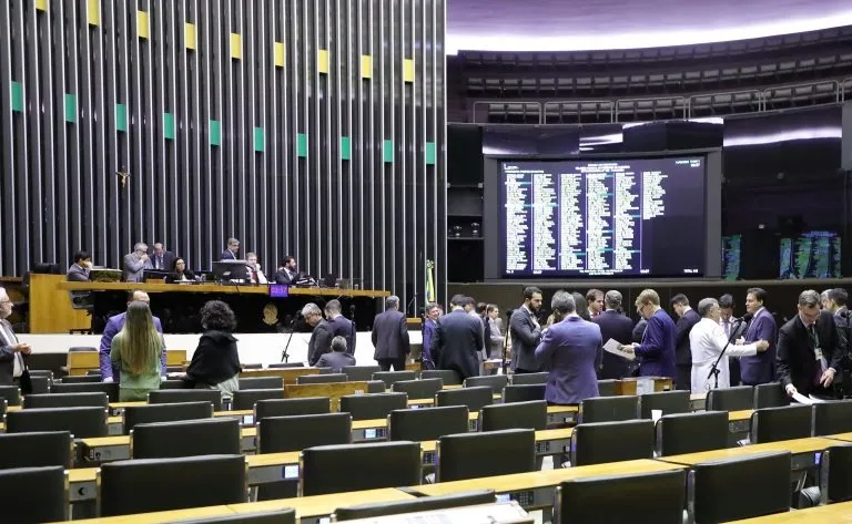  Câmara aprova dois projetos de lei para aumento da pena de feminicídio