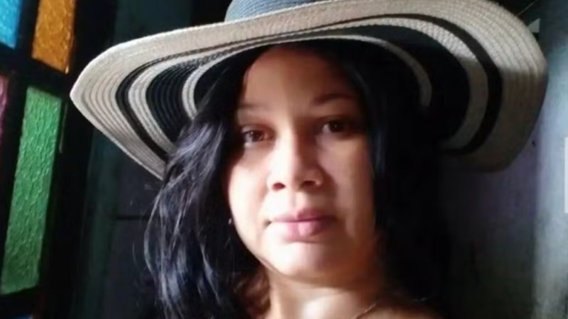  Mulher morre após comer marmita levada pelo ex-marido 