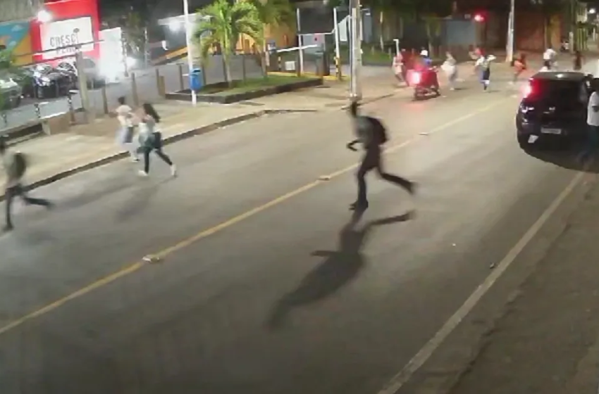  Assalto em frente ao Shopping Cajazeiras provoca pânico