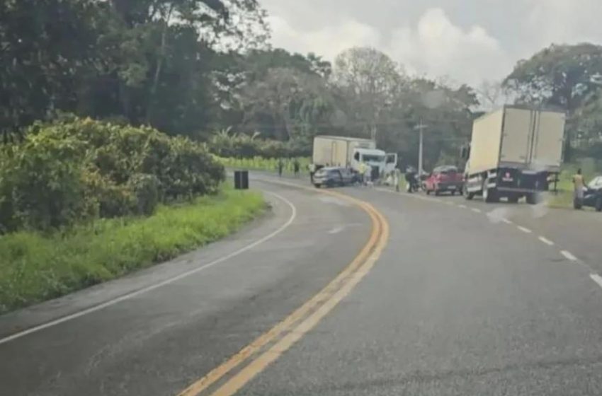  Acidente de trânsito deixa três pessoas feridas no interior da Bahia