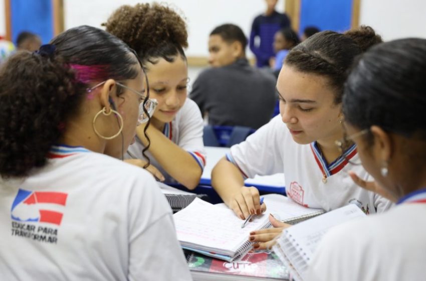  Abandono escolar diminui 5,4% na Bahia, afirma Ideb