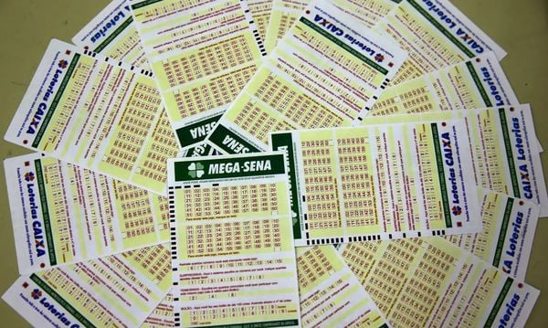  Prêmio acumulado de R$ 55 milhões da Mega-Sena será sorteado neste sábado (14)