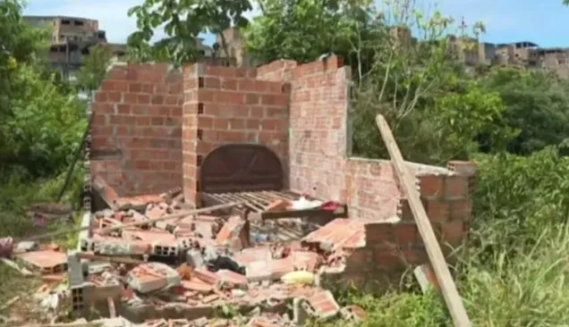  Homem é morto a tiros durante invasão e destruição de casas em Jaguaripe 1