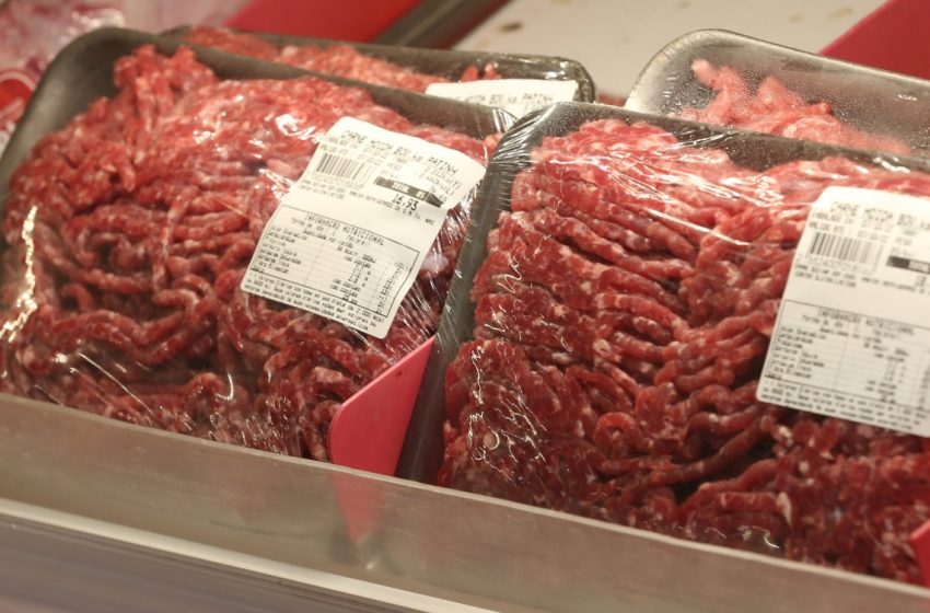  Quase 10 toneladas de carnes impróprias para o consumo foram apreendidas na Bahia 