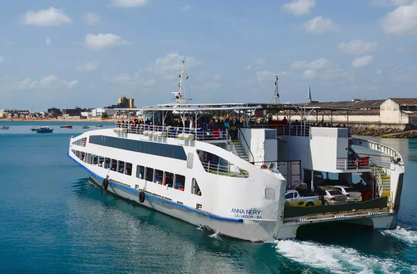  Veículos estão levando até 4 horas para embarcar no ferry-boat 