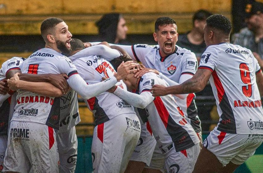  Vitória sofre desfalque para jogo contra o Fortaleza 