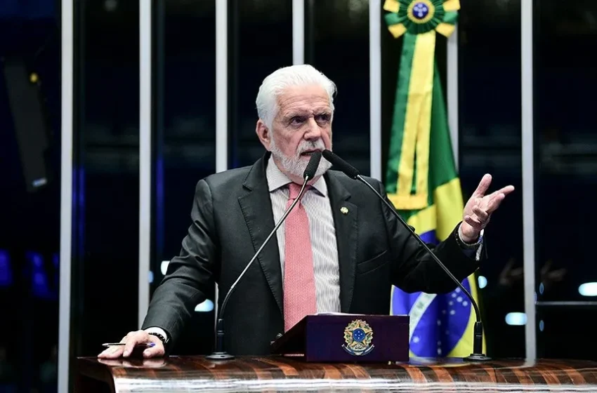  Jaques Wagner é cotado para assumir presidência do PT