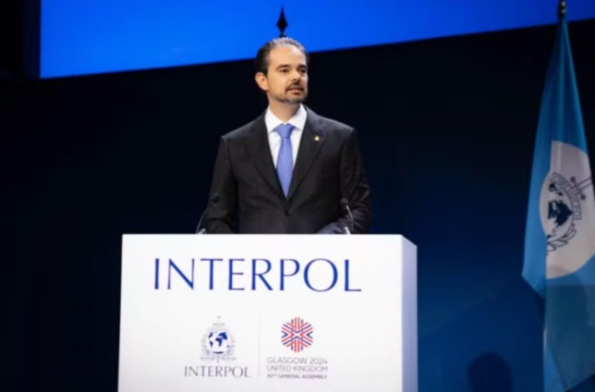  Delegado da PF é primeiro brasileiro no comando da Interpol