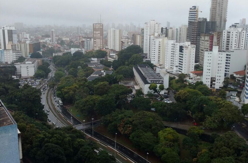  Salvador bate recorde de chuva em todo o Brasil 