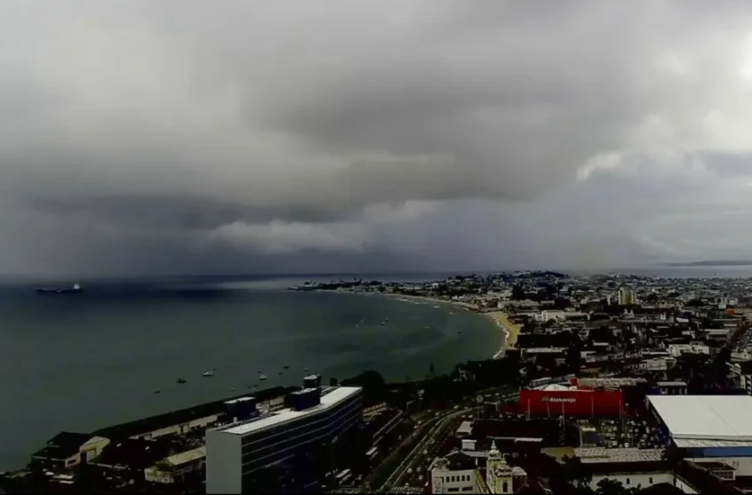  Alerta sobre fortes chuvas em grande parte da Bahia 