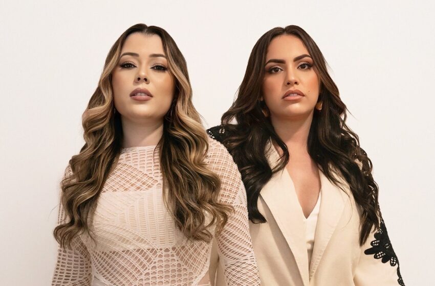  Larissa Gomes lança collab com Raphaela Santos na canção “Essa não sou Eu”