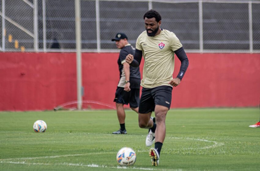  Vitória finaliza preparação para estreia no campeonato baiano