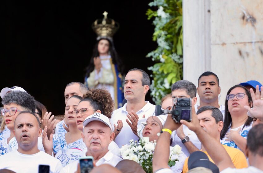  Prefeito Bruno Reis revela desejos para Salvador durante Lavagem do Bonfim