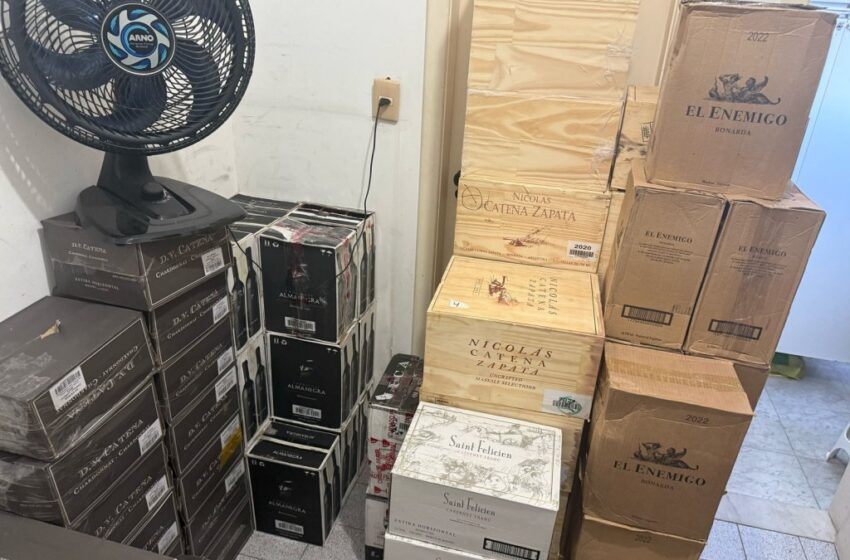  Contrabando de vinhos: PF apreende 246 caixas em Salvador e Feira de Santana