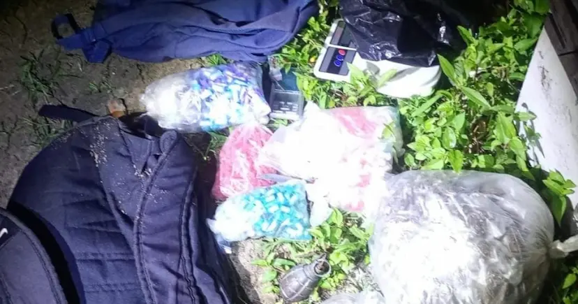 Drogas e granadas apreendidas